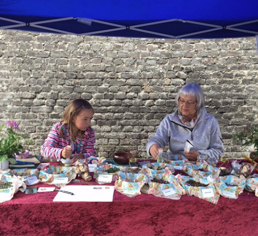 Marina Markt mit Sara und Brigitte Mittrach